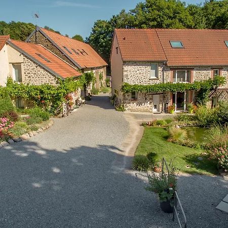 Domaine De La Jarrige Hotel Saint-Vaury Quarto foto
