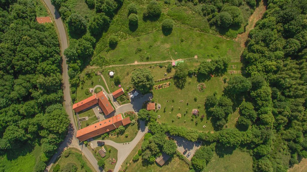 Domaine De La Jarrige Hotel Saint-Vaury Exterior foto