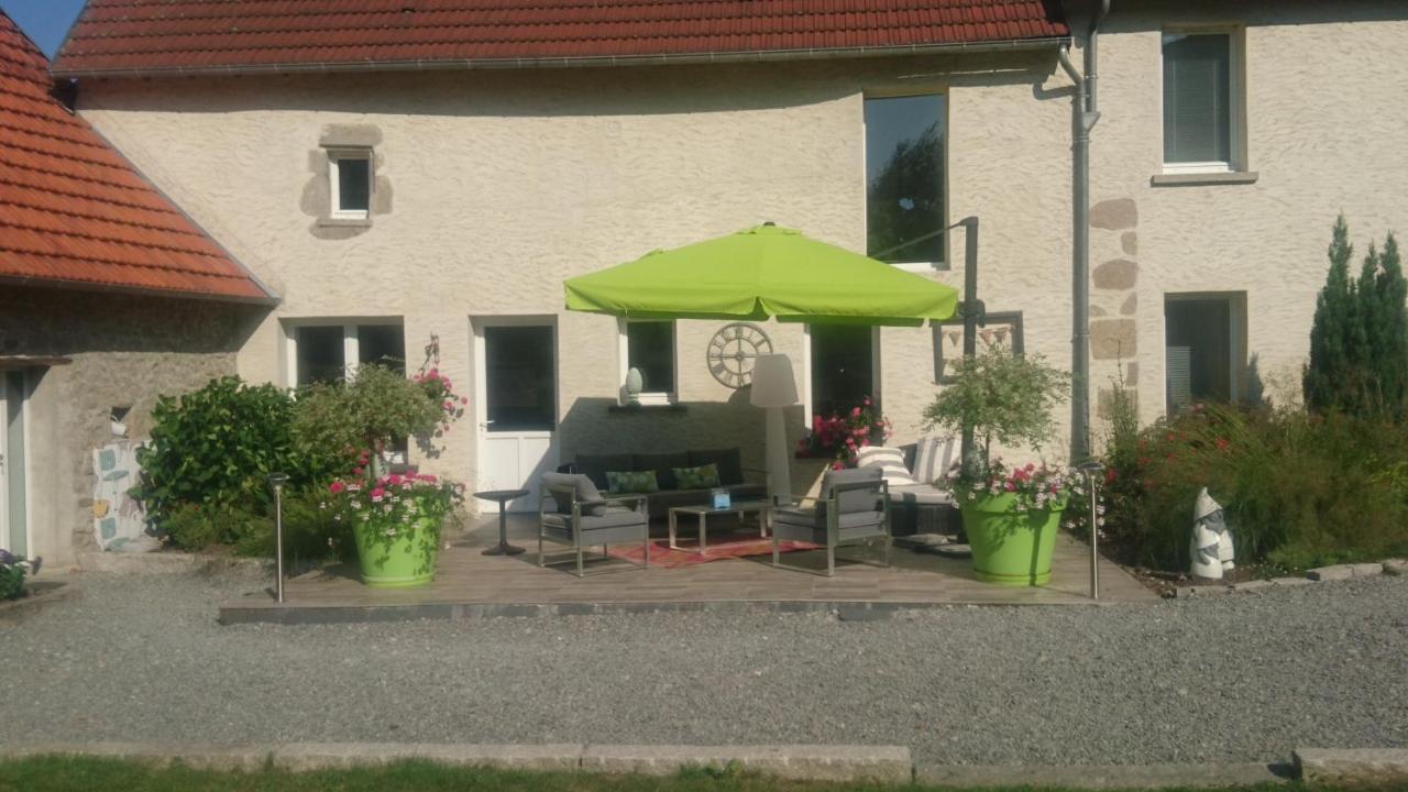 Domaine De La Jarrige Hotel Saint-Vaury Exterior foto